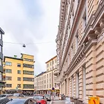 Pieni Roobertinkatu Small 13