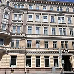 WeHost Pieni Roobertinkatu Small 13